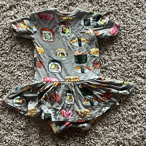 Posh Peanut Short Sleeve Twirl Skirt Bodysuit, 0-3mo - Picture 2 of 2